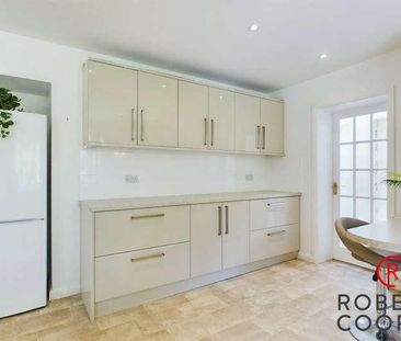 Eastfields, Eastcote, Middlesex, HA5 - Photo 3