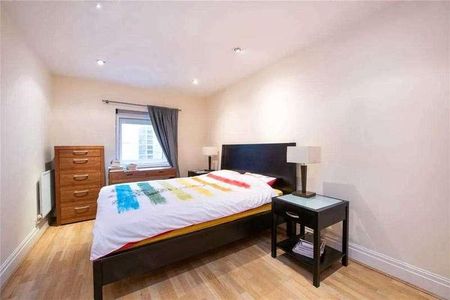 Warren House, Beckford Close, London, W14 - Photo 3