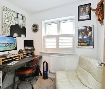 3 bedroom property to rent - Photo 1