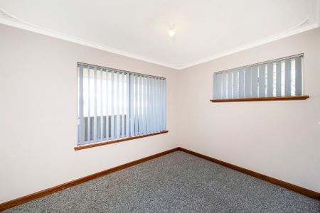 40 Peter Street, - Photo 2