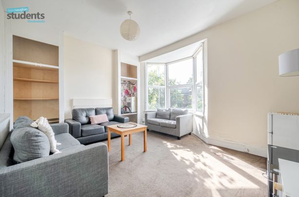 5 bedroom terraced house to rent - Photo 1