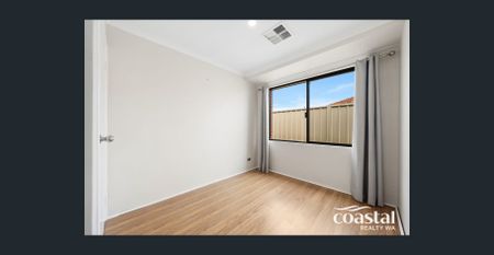 THE ENTERTAINER’S DREAM – A Home with Room for Everyone! - Photo 5
