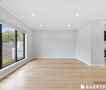 Sunshine North - Photo 2