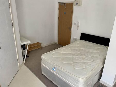 1 bedroom flat to rent - Photo 3