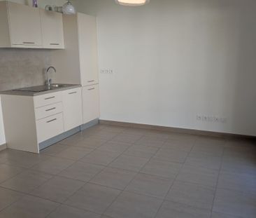 Location appartement 1 pièce, 28.59m², Ozoir-la-Ferrière - Photo 1