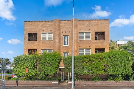 1/127 Tudor Street, Hamilton - Photo 4