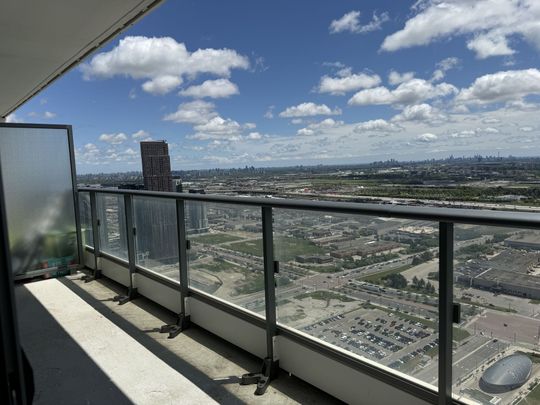 For Lease - 5 Buttermill Avenue Unit# 5509, Vaughan, Ontario - Photo 1