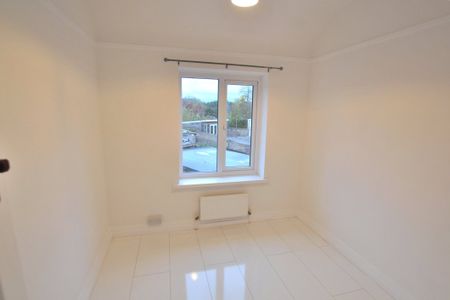 Boverton Drive, Brockworth, Gloucester, GL3 - Photo 5