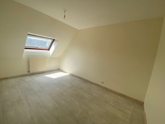 SAINT BERTHEVIN pavillon T5 de 88 m² - Photo 1