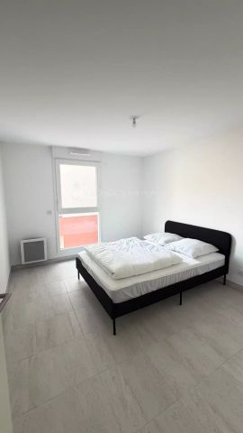 APPARTEMENT T3 AVEC PISCINE-SALLE DE FITNESS - Photo 3