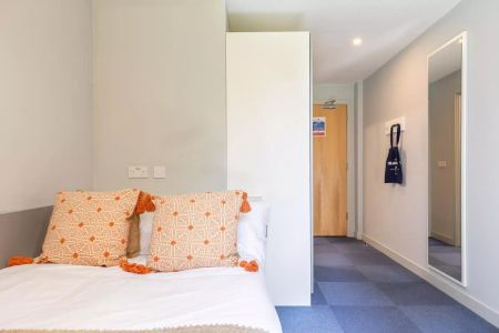 Classic Ensuite - Photo 3