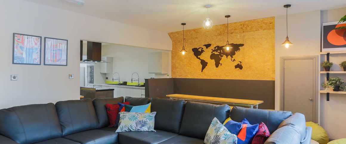 Borough Road Room 6 - Photo 1