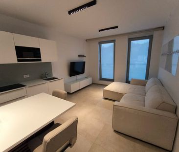 Appartement te huur - Foto 2