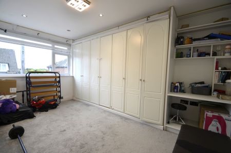 5 bedroom Semi-detached house to rent - Photo 5