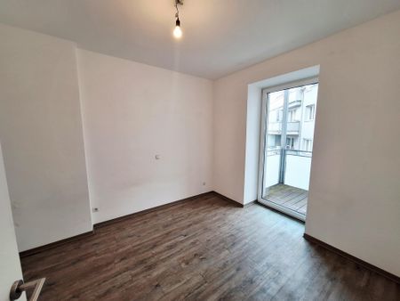 **NEUER PREIS ** Tolle 3-Zimmer Balkonwohnung in der Drouotstraße 4 - Top 12 - ideal für "WGs" - Foto 2