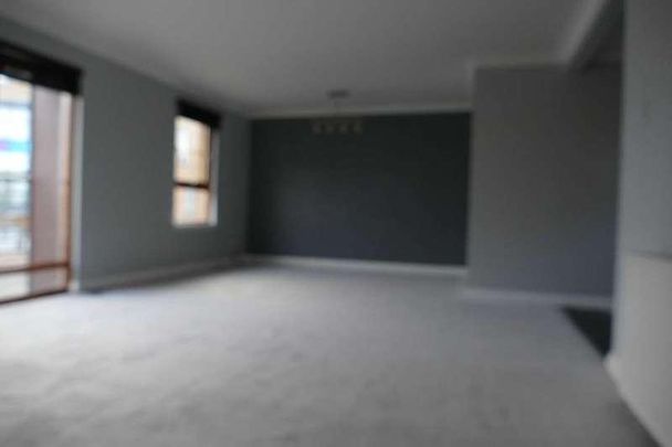 Castle Street, Hamilton, ML3 - Photo 1