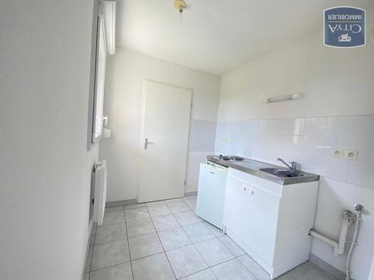 Location Appartement 2 pièces 46m² LE CATEAU CAMBRESIS 59360 - Photo 1