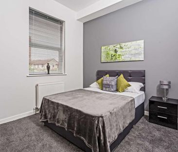 10 bedroom house of multiple occupation to rent - Photo 4