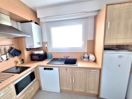 Location Appartement 2 pièces 36m² LES SABLES D OLONNE 85100 - Photo 3