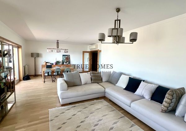 Apartamento T4 em Lisboa