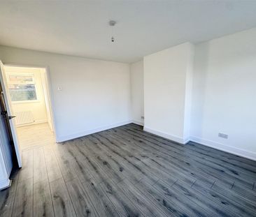 Ibstone Walk, Stockton-On-Tees - Photo 3