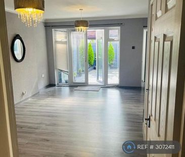 3 bedroom terraced house to rent - Photo 1