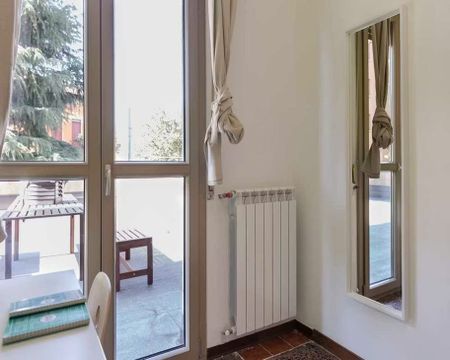 Viale Giovanni Vicini, Bologna, Emilia-Romagna 40134 - Photo 5