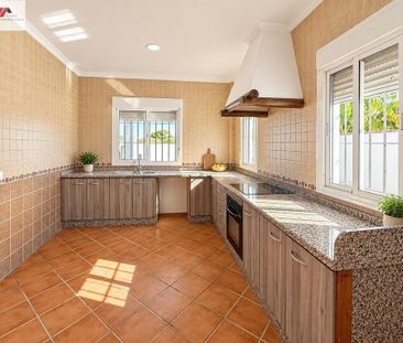 4 room luxury Detached House for rent in El Puerto de Santa María, ... - Foto 3
