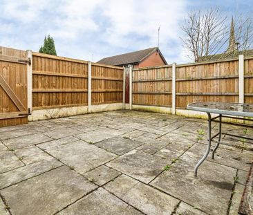 4 bedroom terraced house to rent - Photo 1