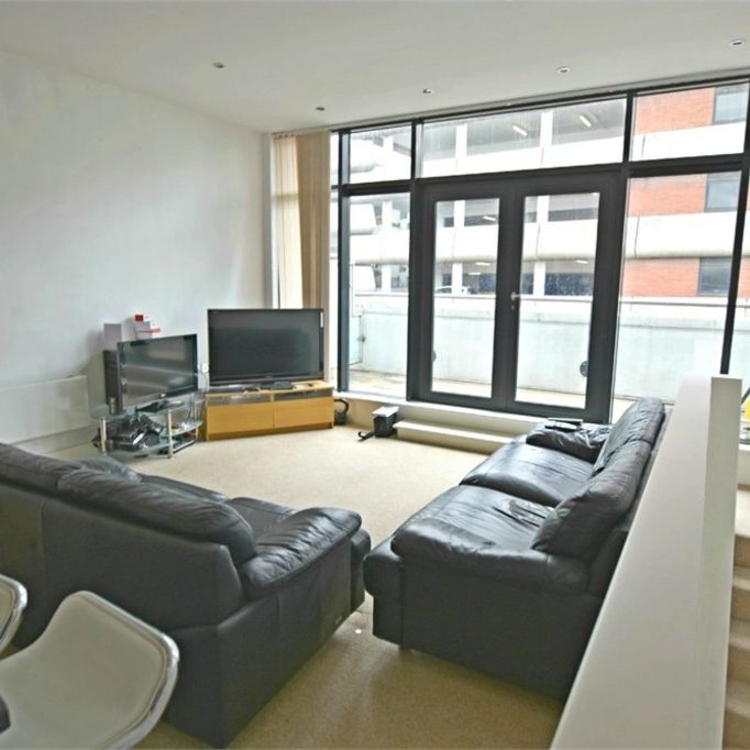 2 Bedroom Apartment - Photo 1
