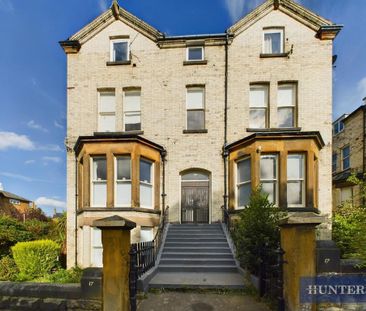 3 bedroom flat to rent - Photo 1