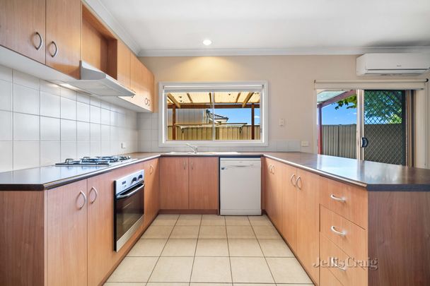 7 Jordan Avenue, Delacombe - Photo 1