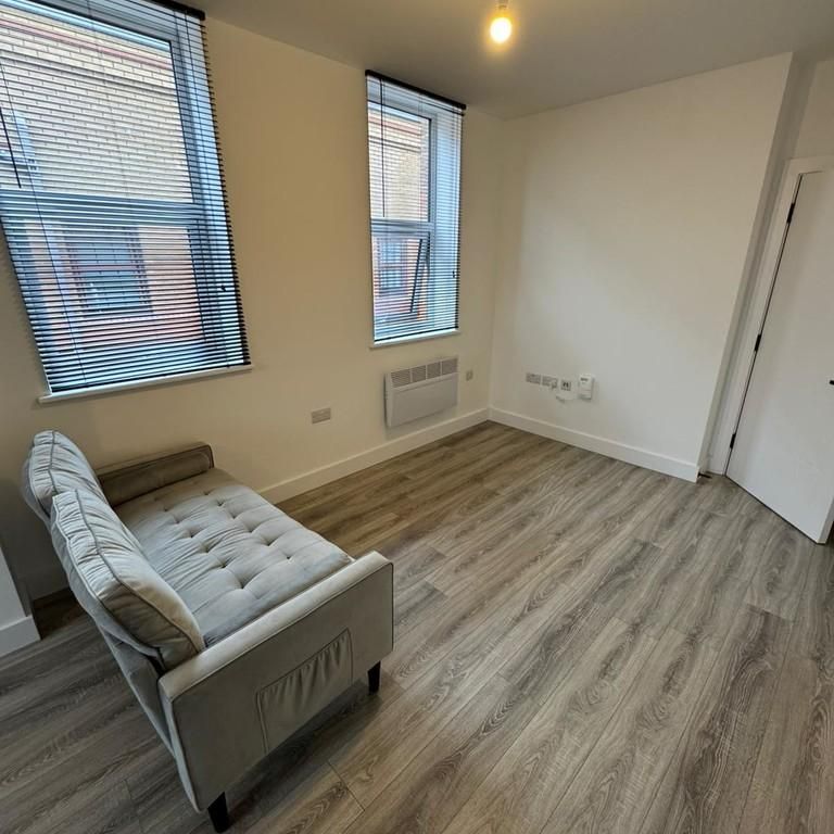 1 bedroom apartment to rent - Photo 1