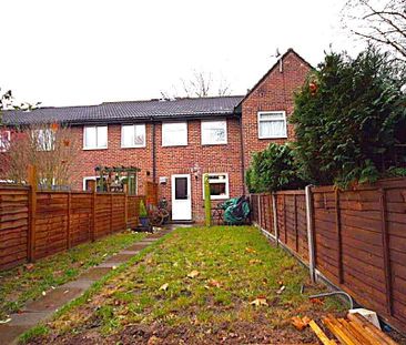 2 bedroom terraced house to rent - Photo 1