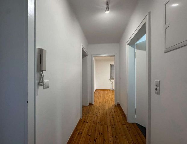 Landstuhl - 3 ZKB, Tageslichtbad, Gäste-WC, Garage - Foto 1