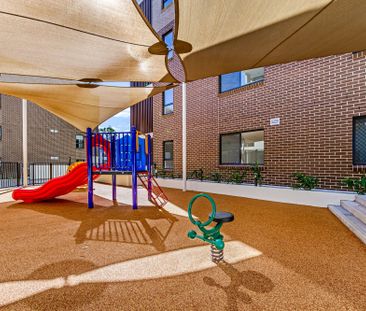 Rouse Hill - Photo 4