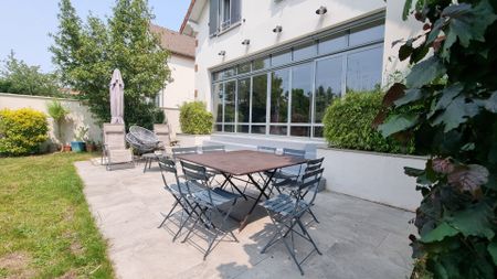 MAISONS-LAFFITTE - Maison 9 pièces de 194 m² - Photo 3