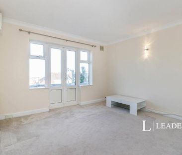 2 bedroom flat to rent - Photo 1