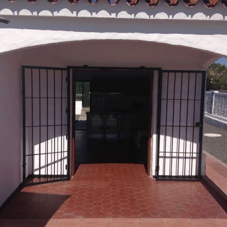 Eck- Bungalow mit 2 Schlafzimmer und geschlossener großer Terrasse - Photo 2