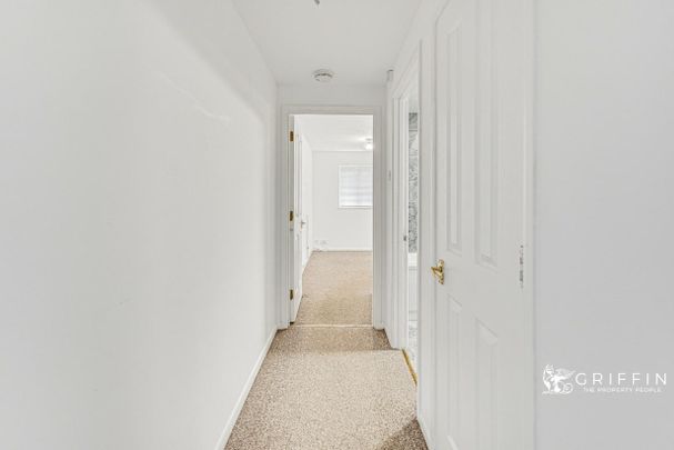 Brimfield Road, Purfleet-On-Thames, RM19 - Photo 1