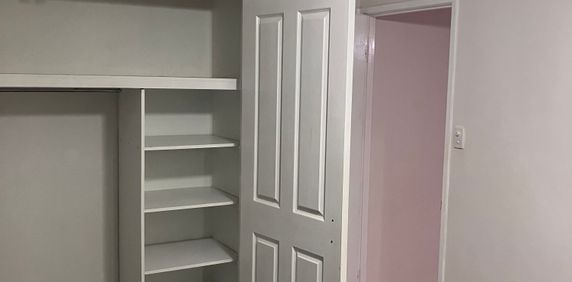 Alexandra Hills - Photo 2