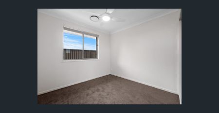 Apply Now! - Photo 4