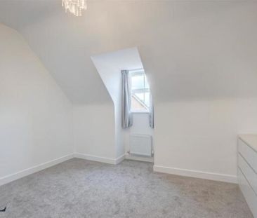 5 bedroom detached house to rent - Photo 4