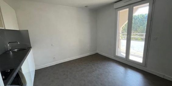 Location Appartement 1 pièce 20m² BEZIERS 34500 - Photo 3
