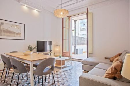 Passeig de Sant Joan, Barcelona, Catalonia 08010 - Photo 2