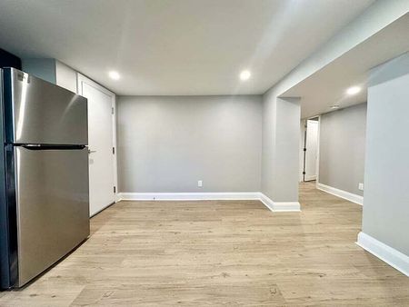 126 Norice St Unit B - Photo 2