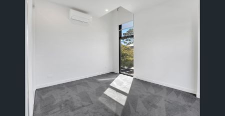 EXEMPLARY FAMILY HAVEN EPITOMISING CONTEMPORARY CLASS - Photo 4