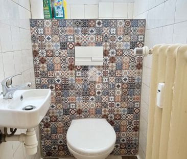 Perfektná poloha - Garsónka na prenájom s balkónom – Fotografia 3