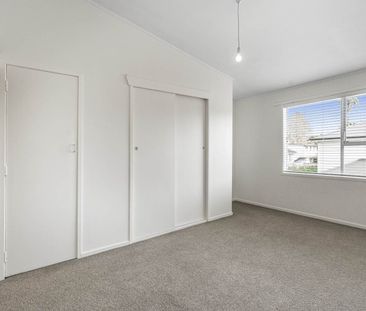 Bright one bedroom in Mt Eden - Photo 5