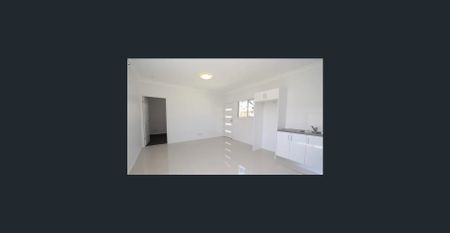 Modern & Comfortable Granny Flat in Convenient Werrington Location - Photo 5